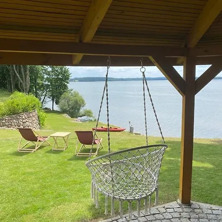 Apartahotel Dom Nad Jeziorem Sajzy