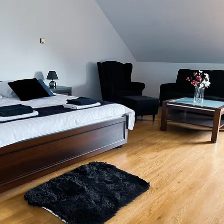Dom Nad Jeziorem *